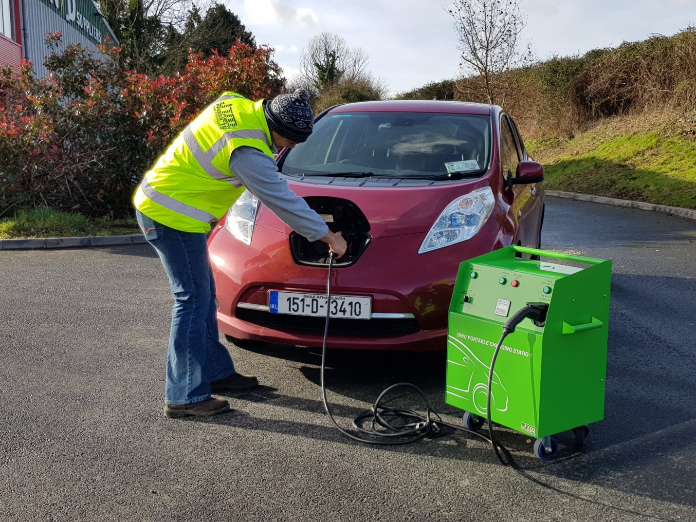 Why to choose professional portable ev charger manufacturer in 2021?