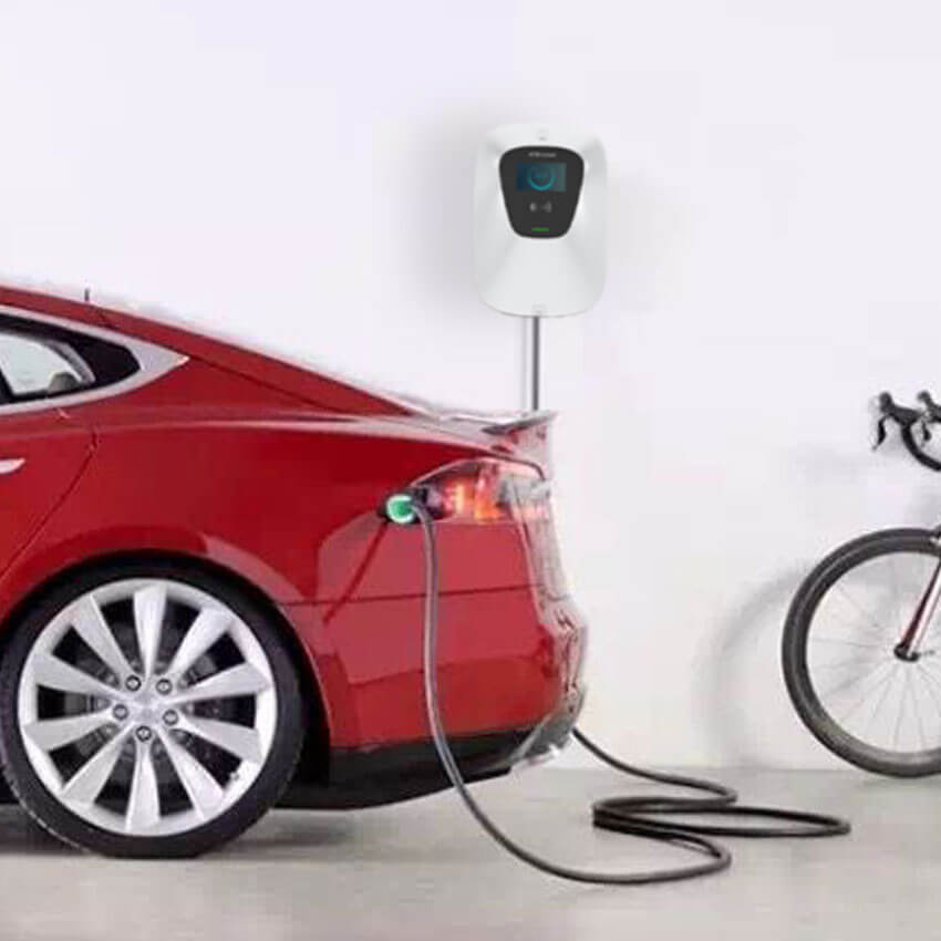Wall-mounted 40KW electric vehicle charging station is ideal for homes